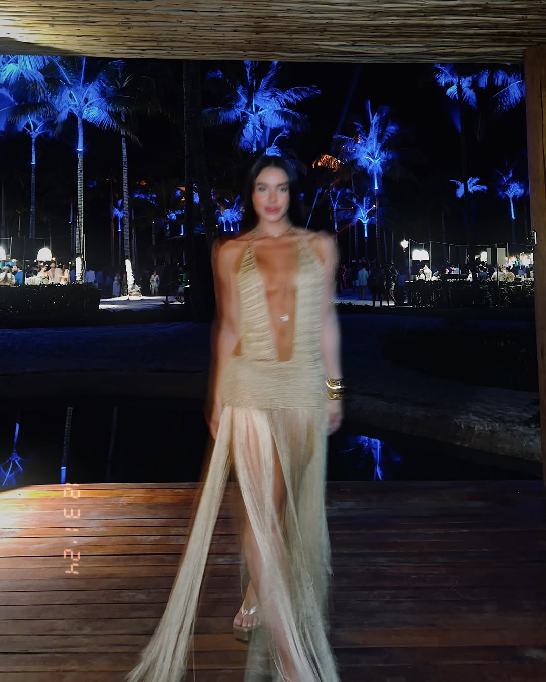 Vestido Beach Club